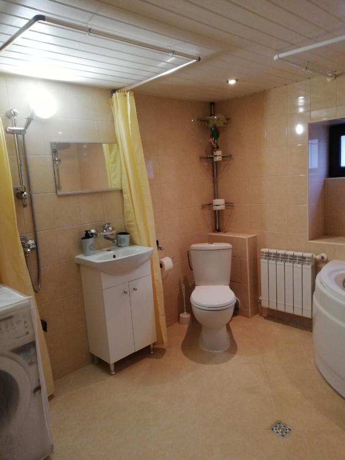 Къща За Гости Чичарите Gabrovo Exteriör bild