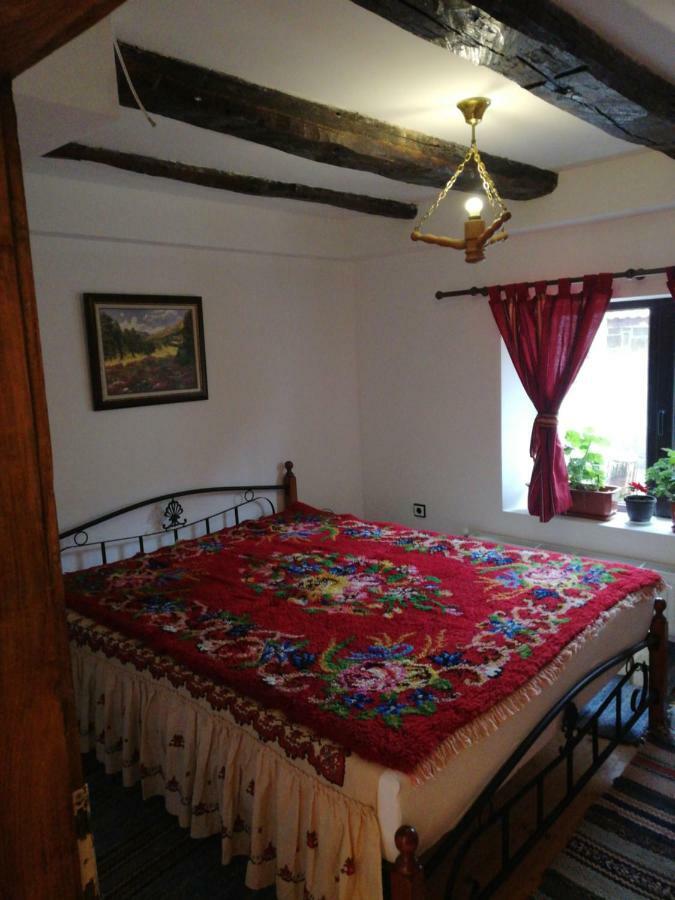 Къща За Гости Чичарите Gabrovo Exteriör bild