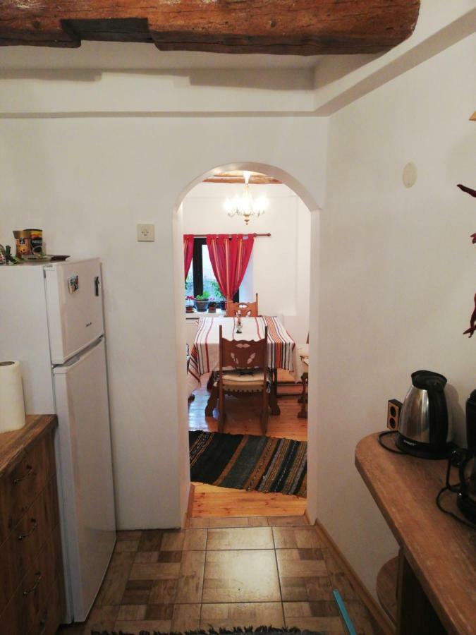 Къща За Гости Чичарите Gabrovo Exteriör bild