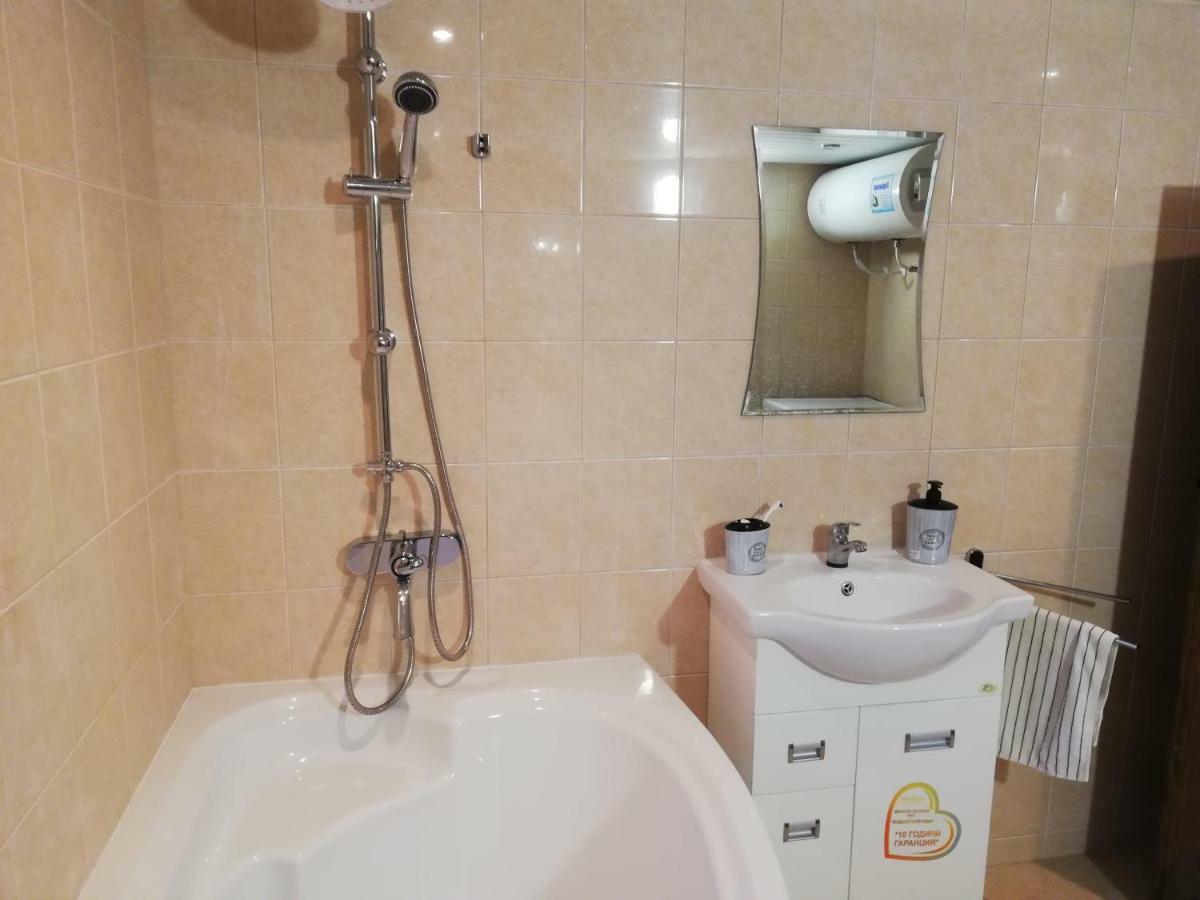 Къща За Гости Чичарите Gabrovo Exteriör bild