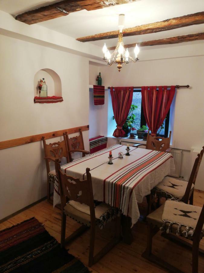 Къща За Гости Чичарите Gabrovo Exteriör bild